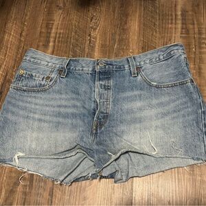 Levi’s 501 denim shorts